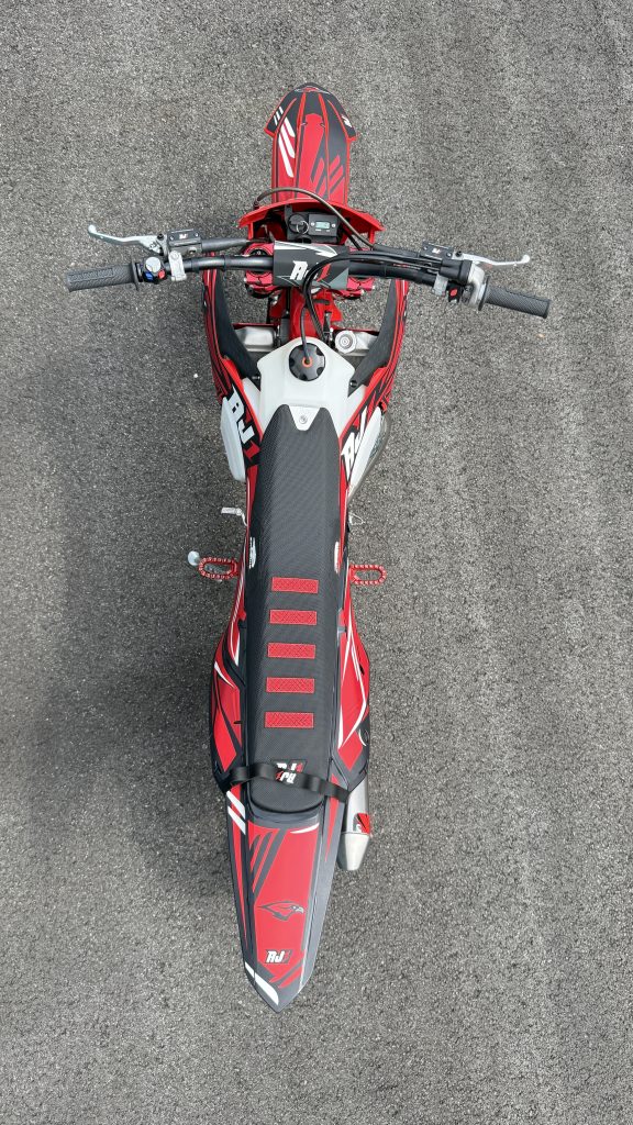 AX300