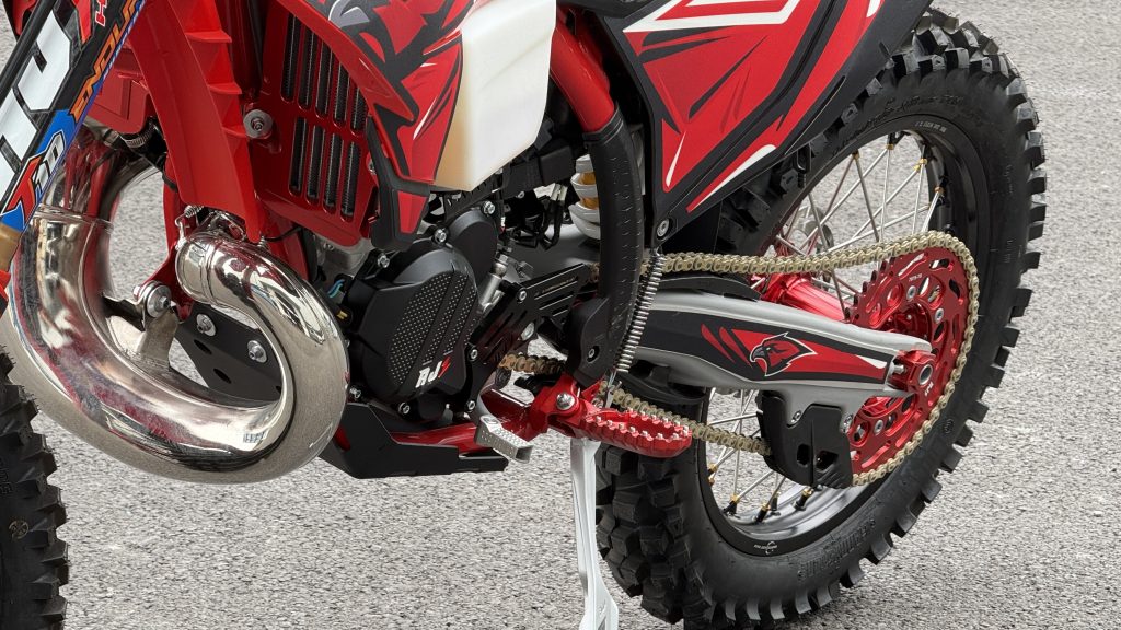 AX300