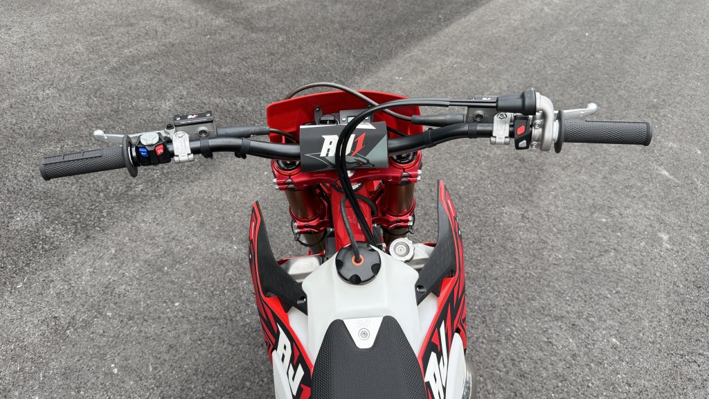 AX300