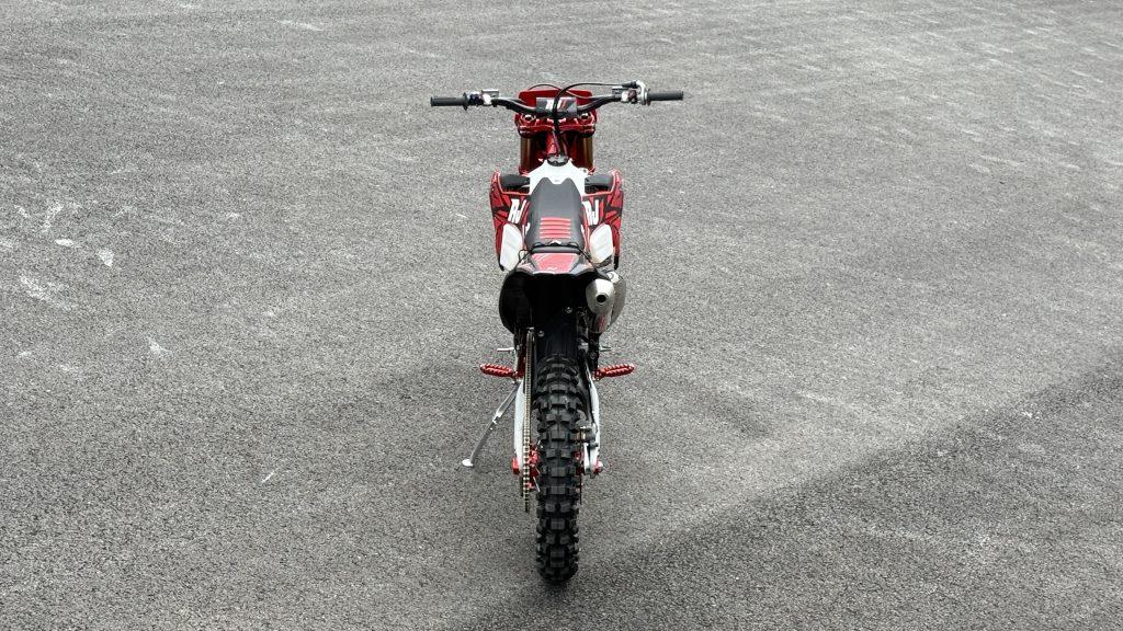 AX300